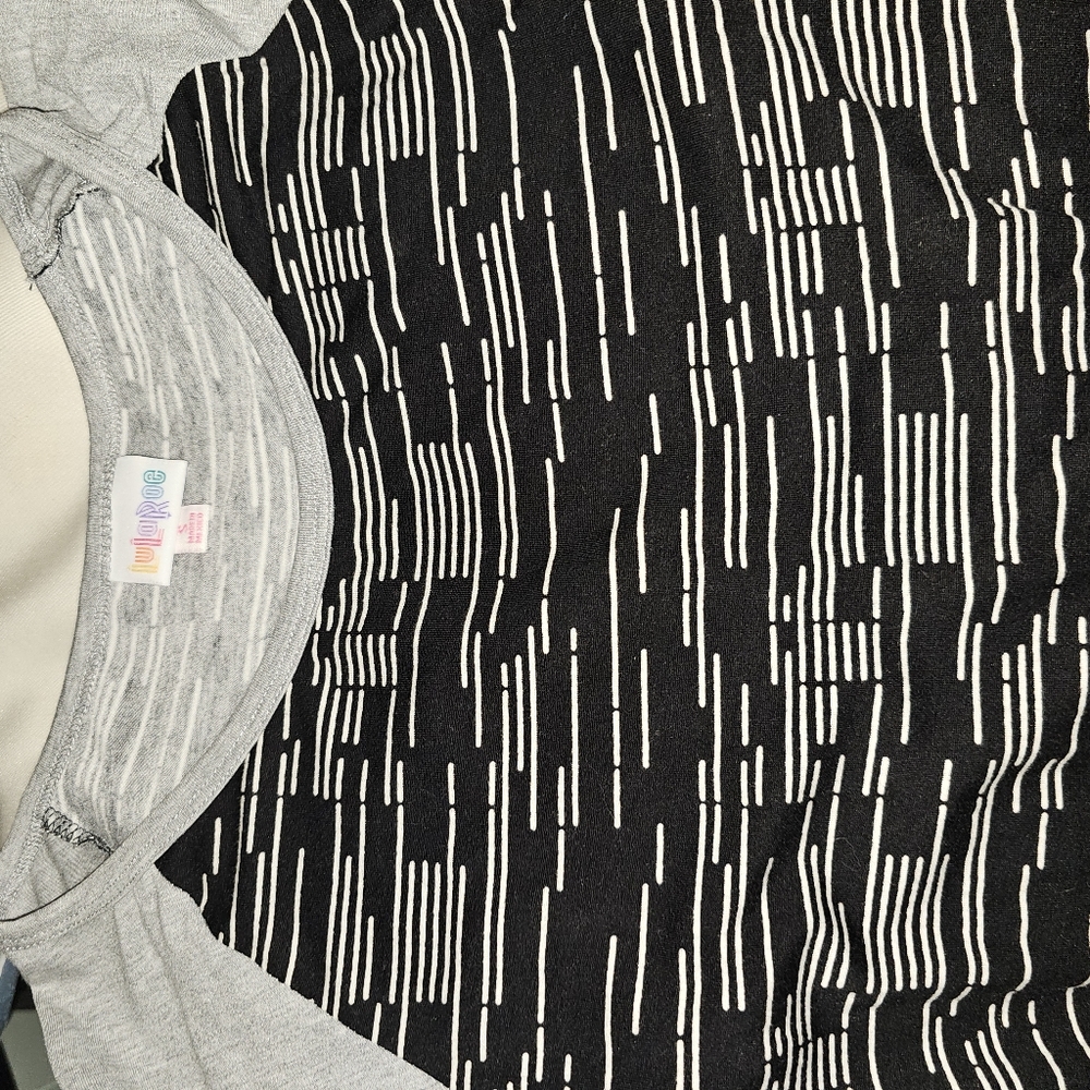 Lularoe size small grey and black